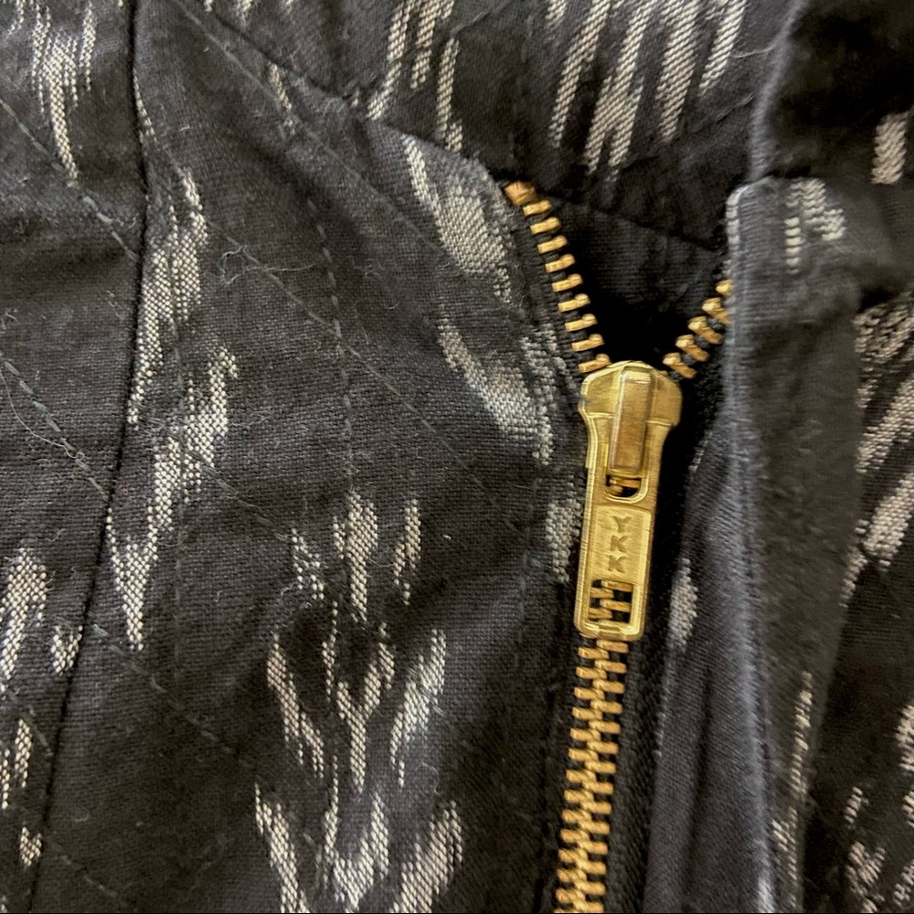 Khara Kapas Studio - Designer Jacket - Picture 4 of 7